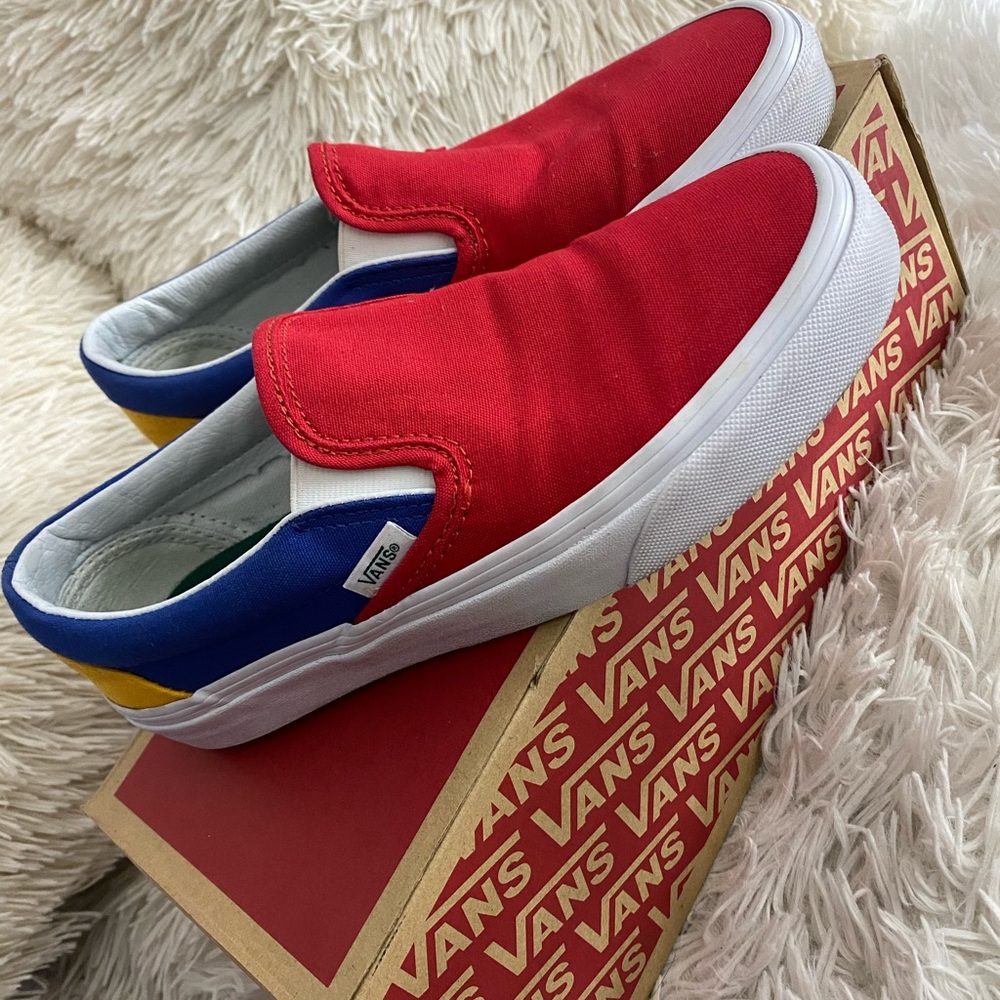 vans yacht club